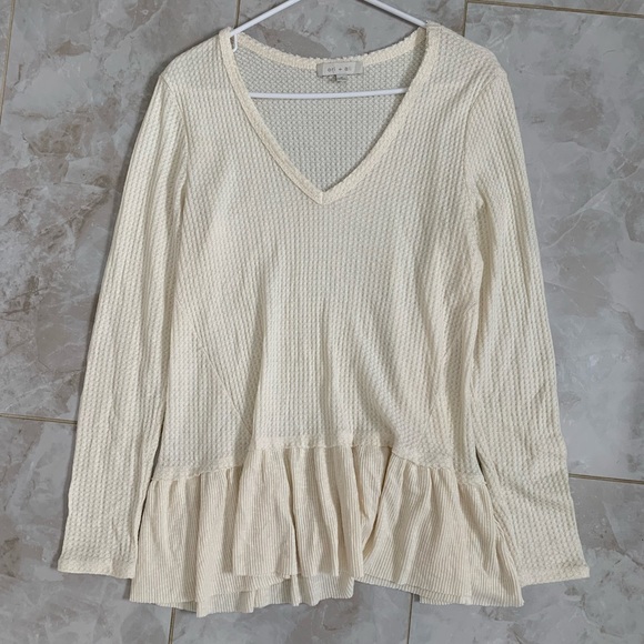 Eri & Ali EUC Waffle Knit Sweater - Picture 2 of 4